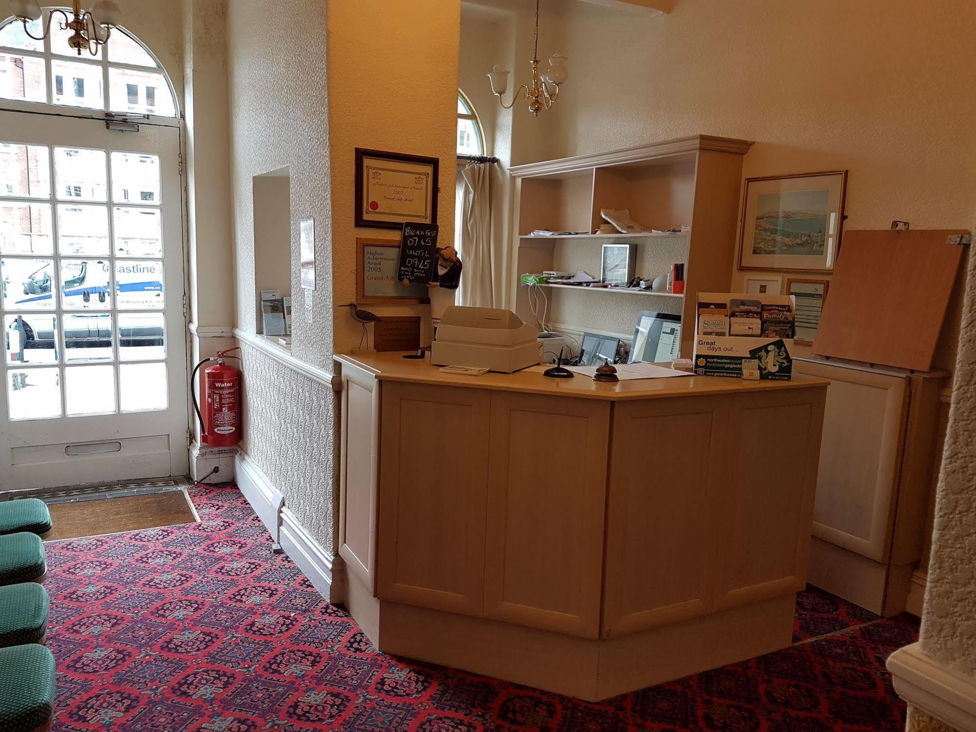 Grand Ash Hotel Llandudno Exteriér fotografie